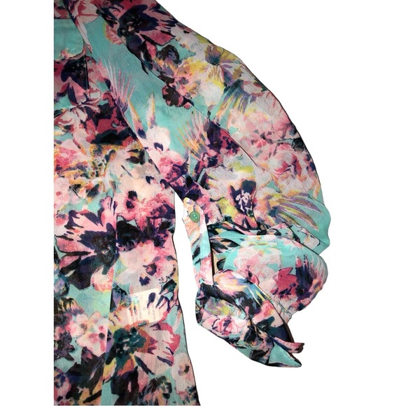 Women's Love Fire Multi Color Floral Roll Tab Sleeve Blouse Top - XS - Picture 4 of 10